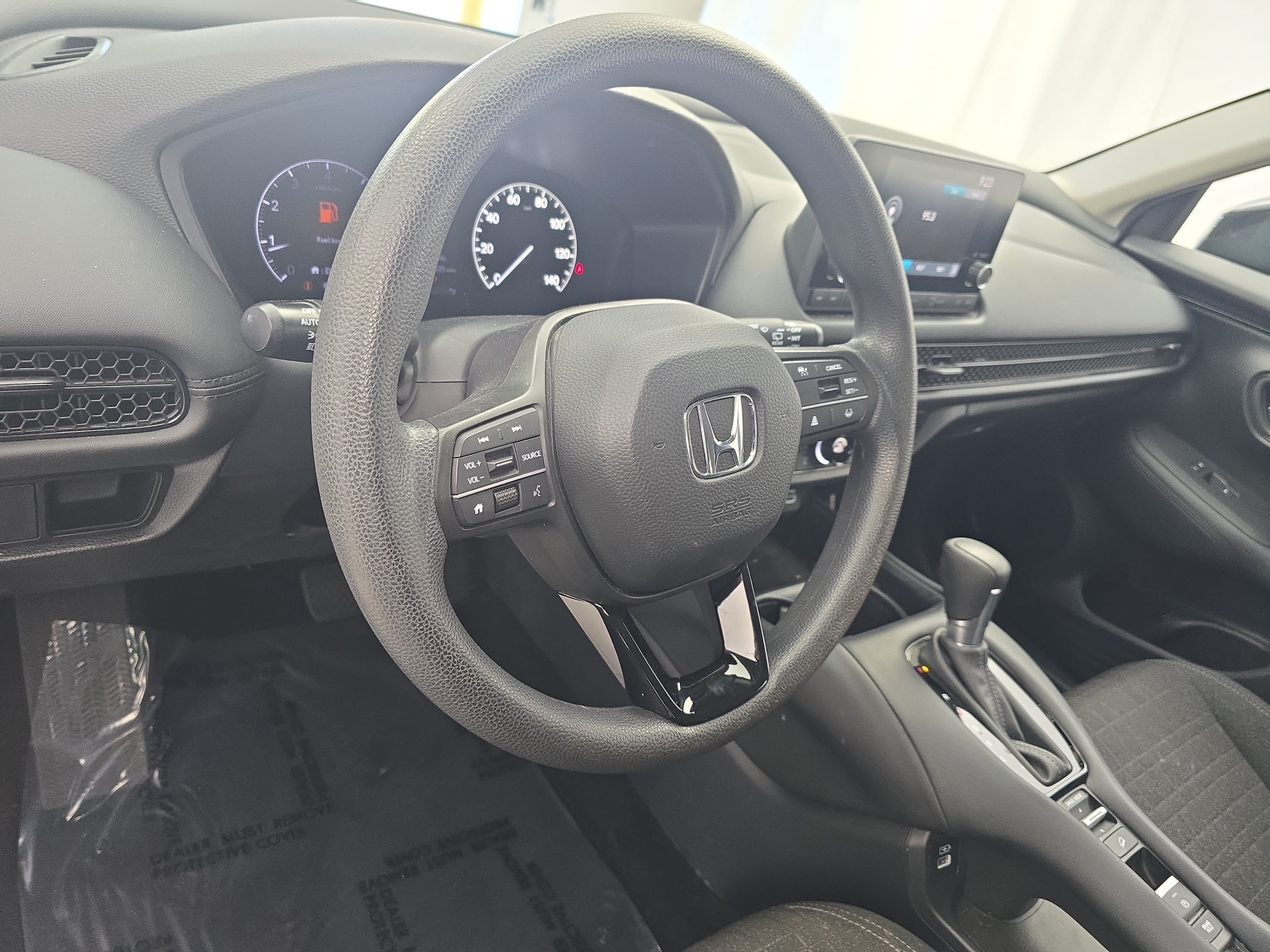 Used 2023 Honda HR-V LX image 15