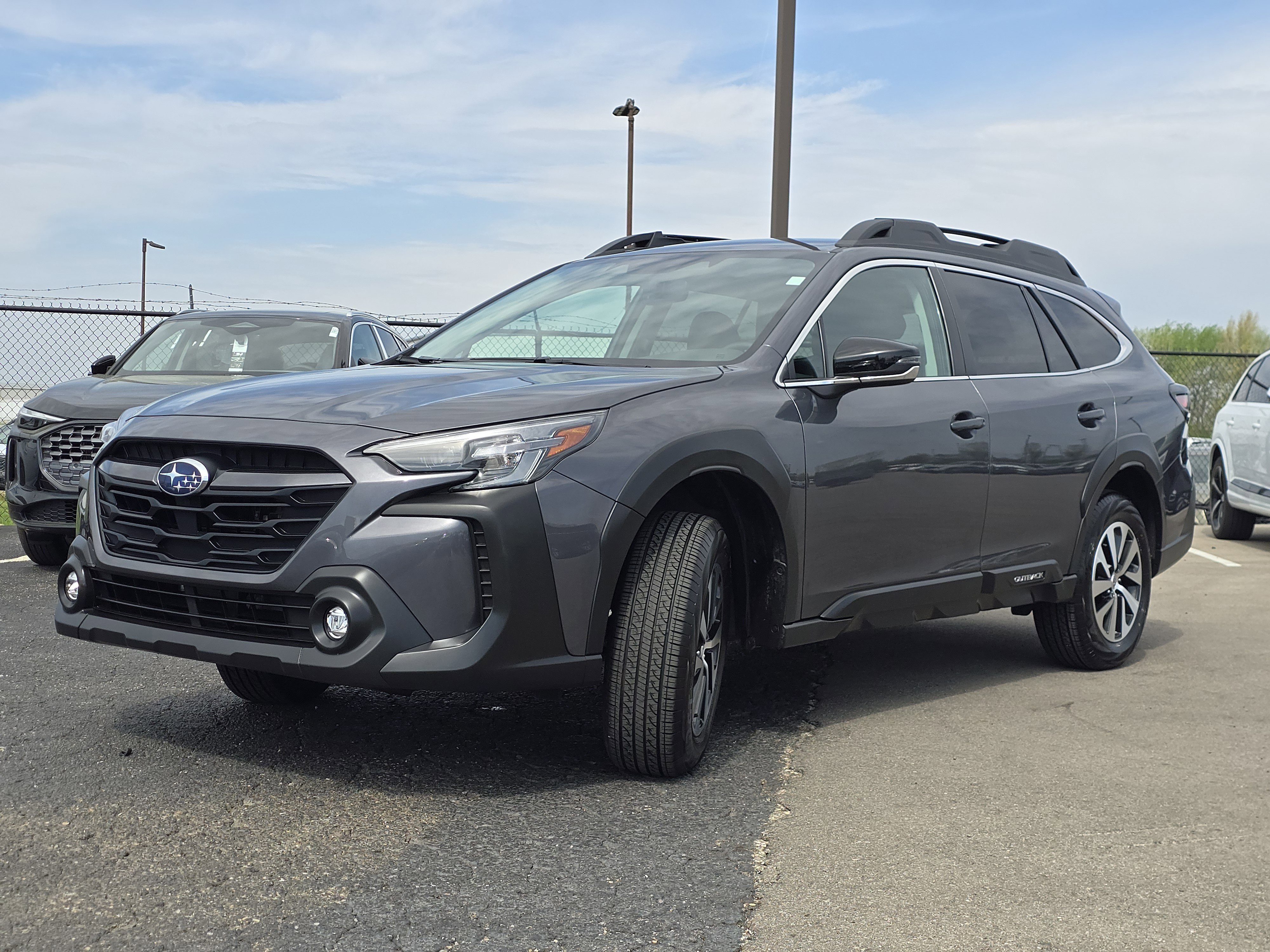 Certified 2025 Subaru Outback Premium w/ Popular Package #1 image 3