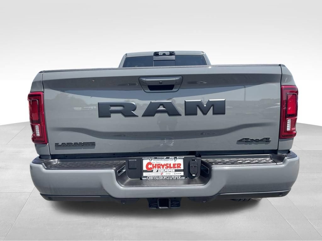New 2026 RAM 2500 Laramie AWD/4WD image 13