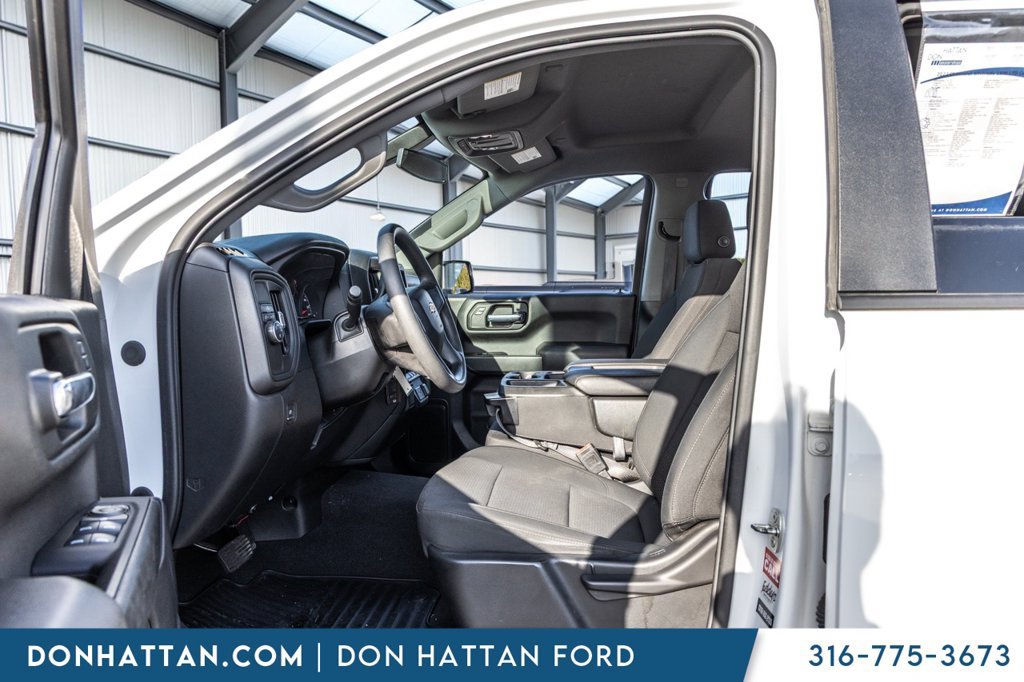Used 2022 Chevrolet Silverado 1500 Custom RWD image 4