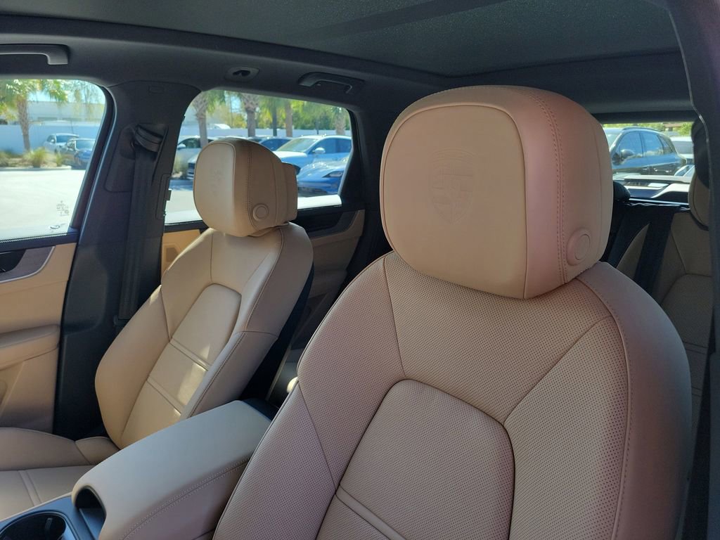 New 2026 Porsche Cayenne image 6