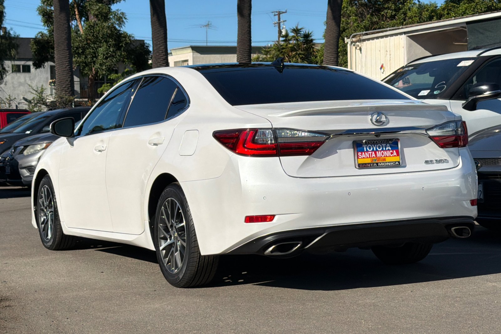 Used 2017 Lexus ES 350 FWD image 6
