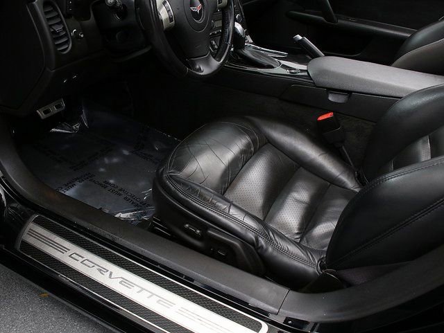 Used 2011 Chevrolet Corvette Grand Sport w/ Preferred Equipment Group image 21