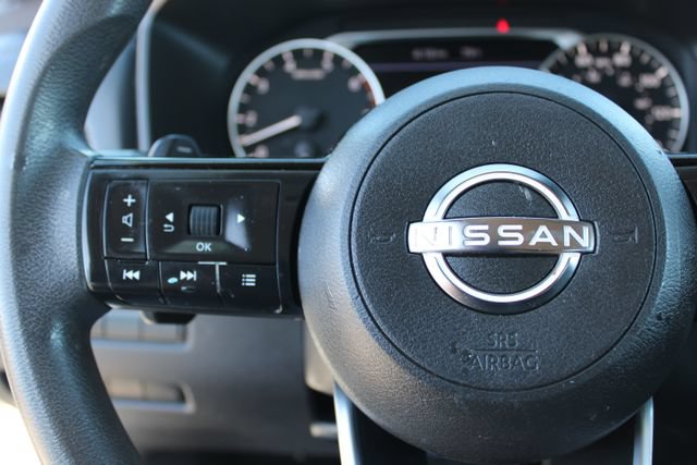 Used 2023 Nissan Rogue SV FWD image 17