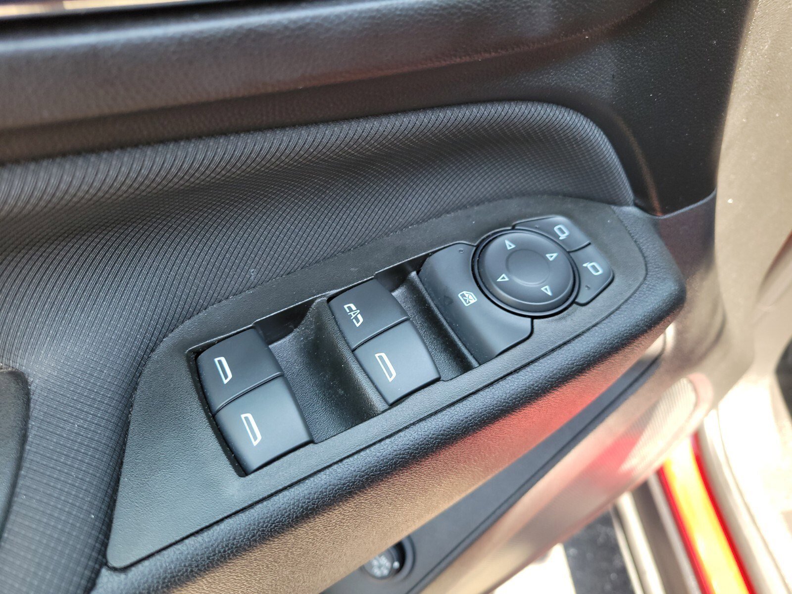 Used 2023 Chevrolet Equinox RS image 19