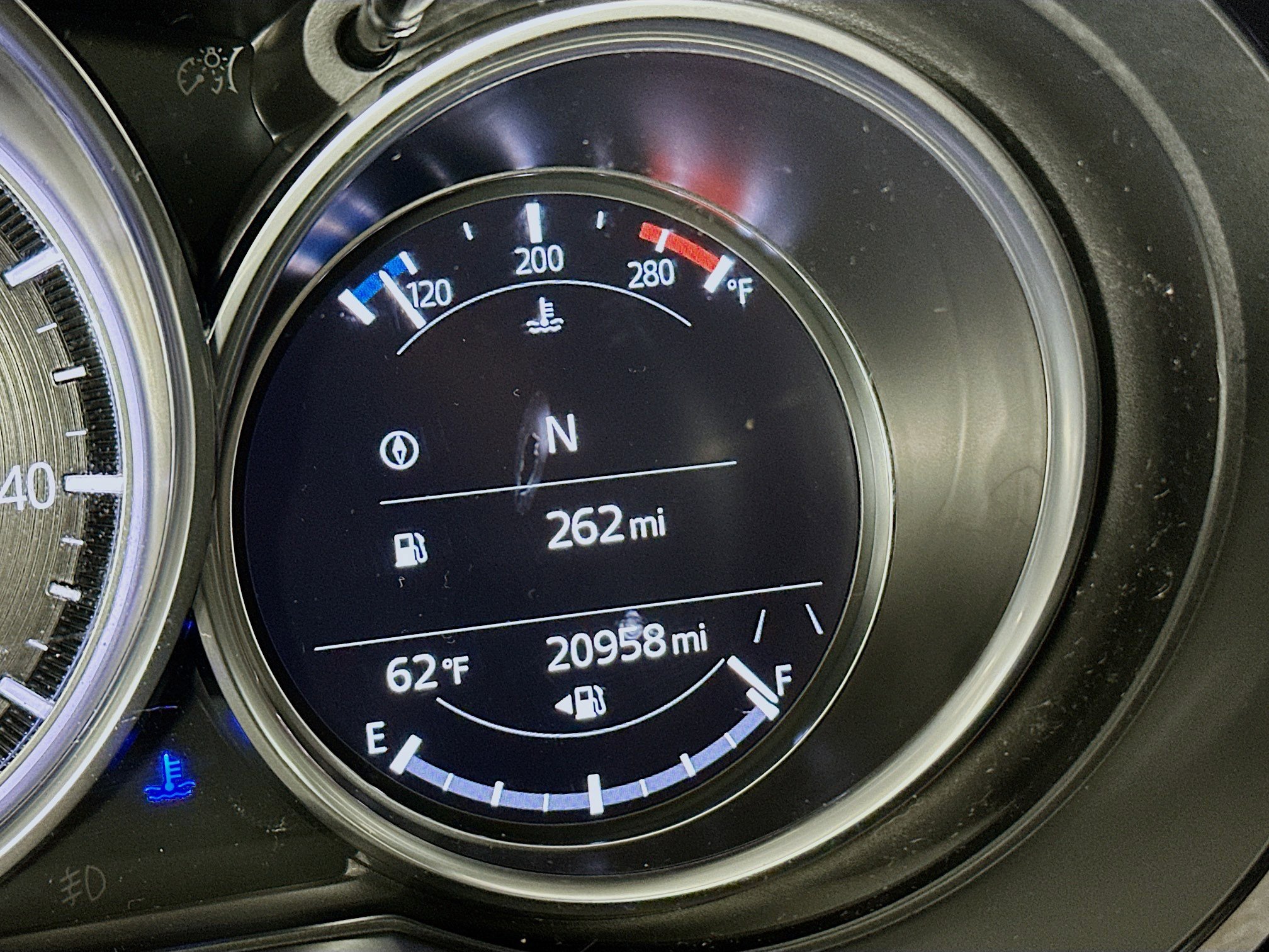 Used 2023 MAZDA CX-9 Touring image 18