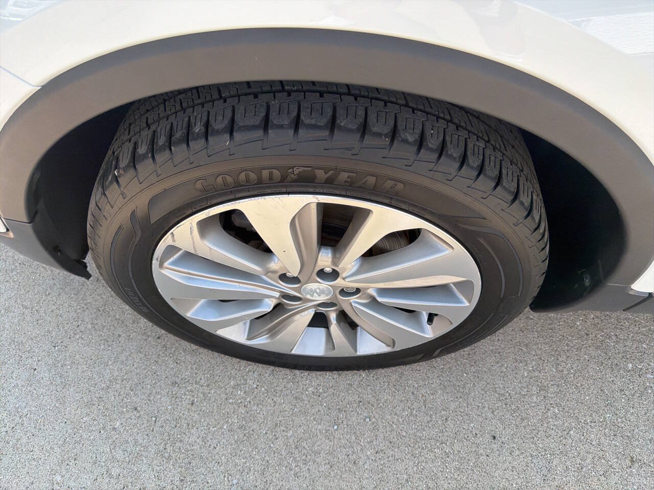 Used 2018 Buick Encore Preferred FWD image 8