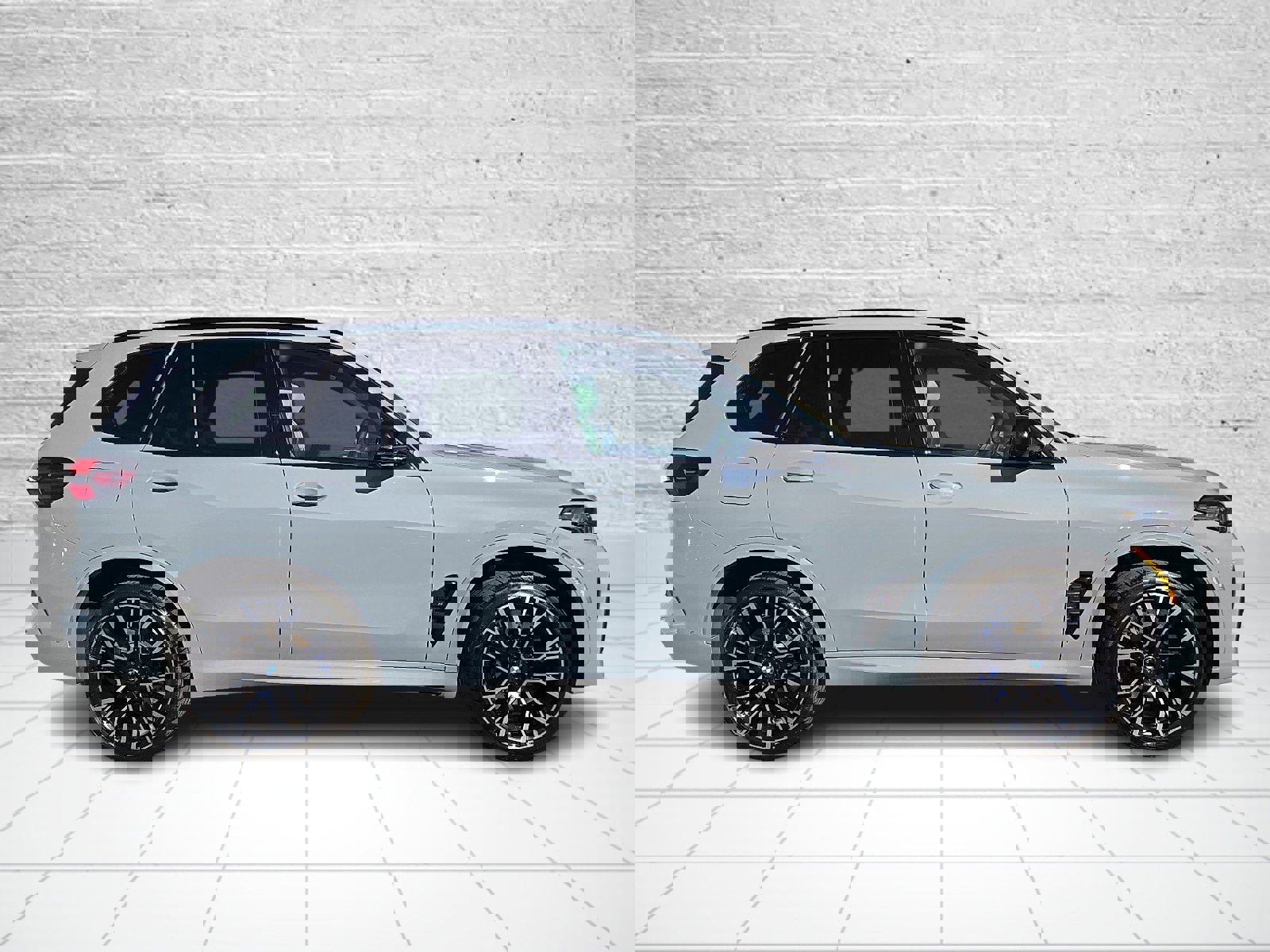 Used 2026 BMW X5 M Competition w/ Executive Package image 7