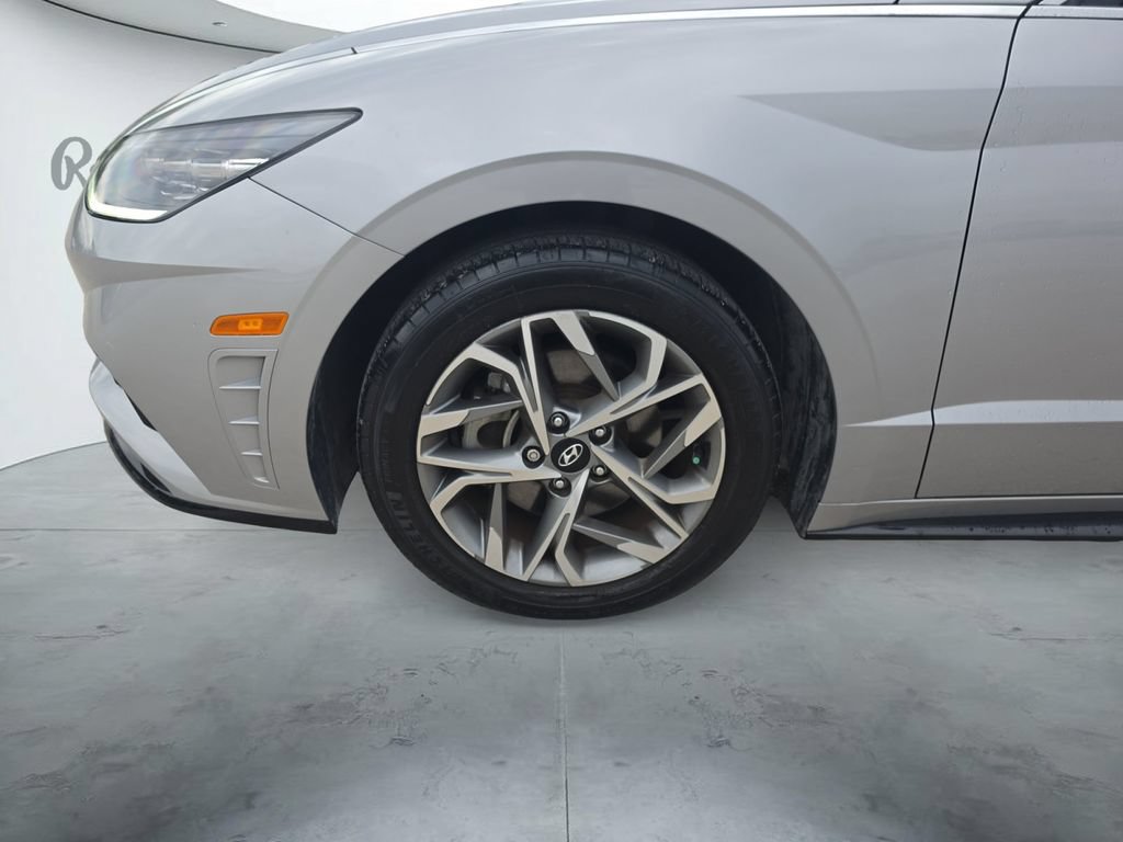 Certified 2023 Hyundai Sonata SEL FWD image 17