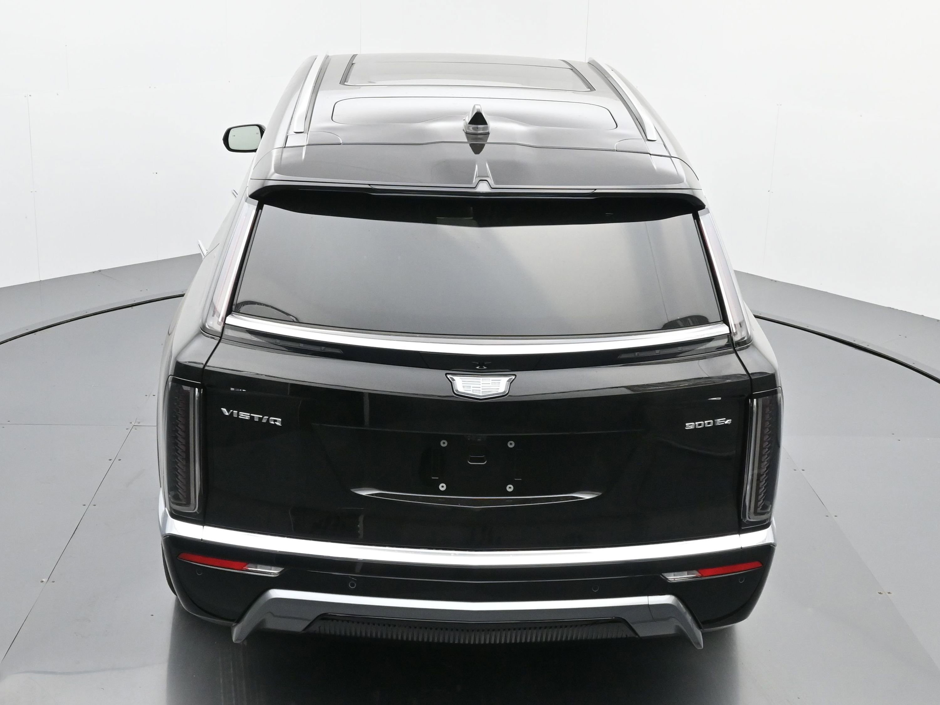 New 2026 Cadillac Vistiq Luxury w/ LPO, Floor Liner Package image 26