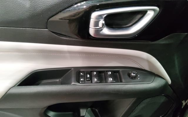 Used 2023 Jeep Compass Limited w/ Elite Group AWD/4WD image 20