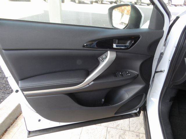 New 2024 Mitsubishi Eclipse Cross SE image 18