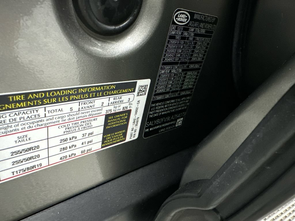 Used 2020 Land Rover Range Rover Velar S AWD/4WD image 36