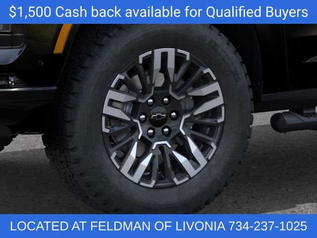 New 2026 Chevrolet Suburban Z71 w/ Z71 Off-Road Package AWD/4WD image 9