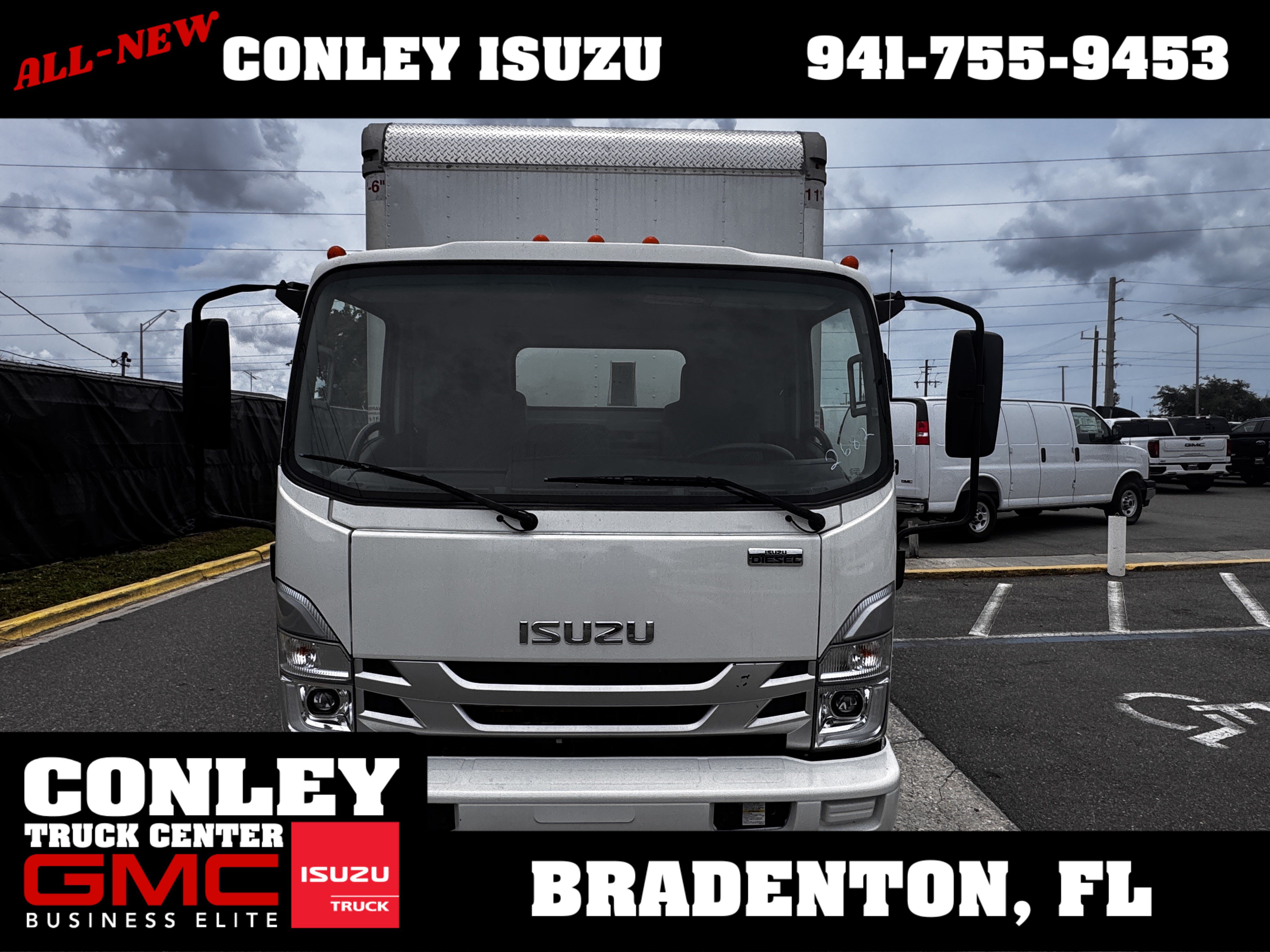 Used 2023 Isuzu NPR RWD image 2