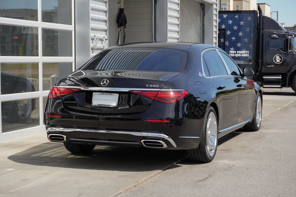 Used 2025 Mercedes-Benz Maybach S 680 4MATIC image 2
