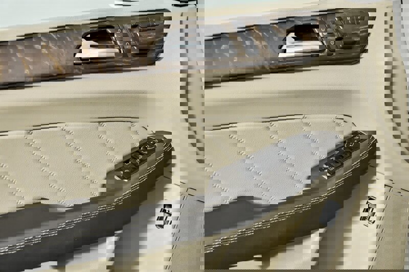 Used 2016 Mercedes-Benz GL 320 BlueTEC 4MATIC image 14