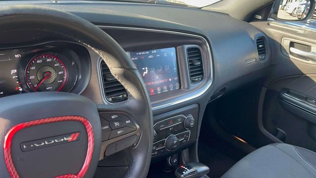 Used 2017 Dodge Charger SXT w/ Blacktop Package RWD image 16