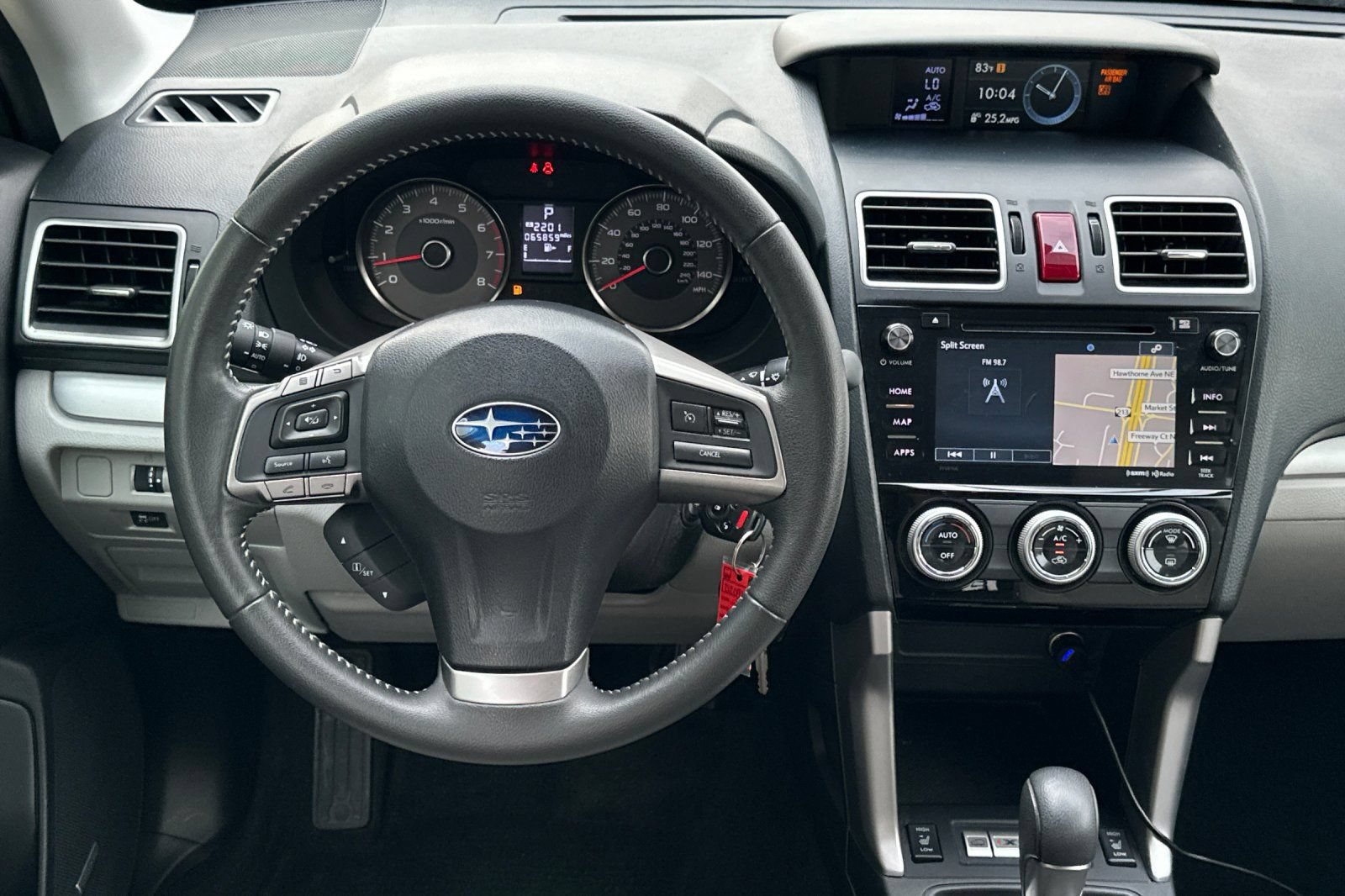 Used 2016 Subaru Forester 2.5i Limited AWD/4WD image 14