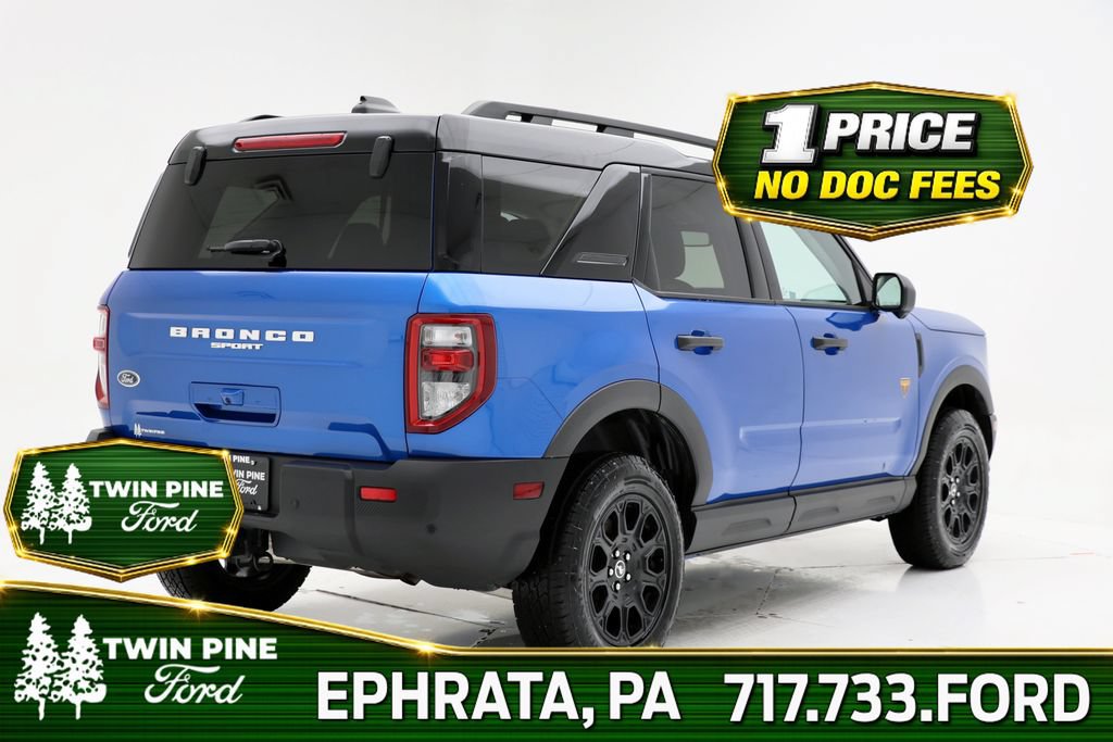 Used 2025 Ford Bronco Sport Badlands AWD/4WD image 9