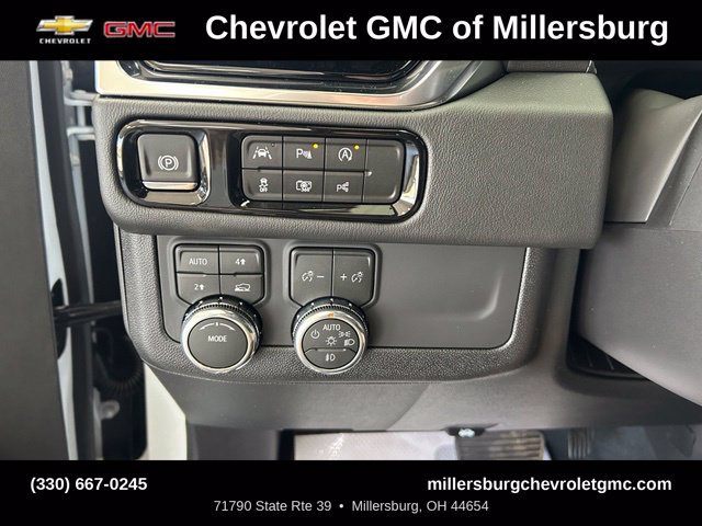 New 2027 GMC Yukon Denali w/ Sun & Power Step Package AWD/4WD image 18