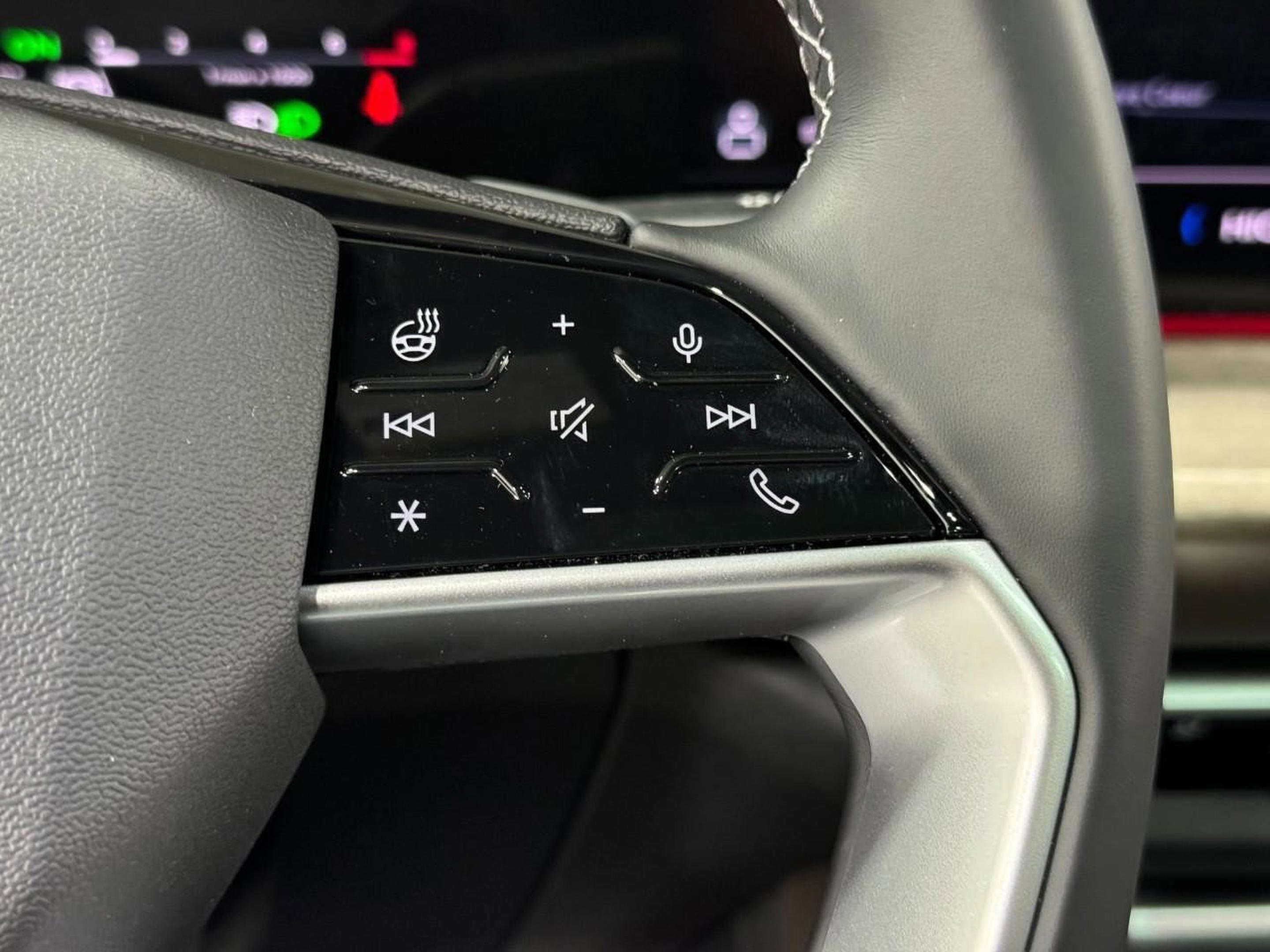 New 2025 Audi Q5 Premium Plus image 31