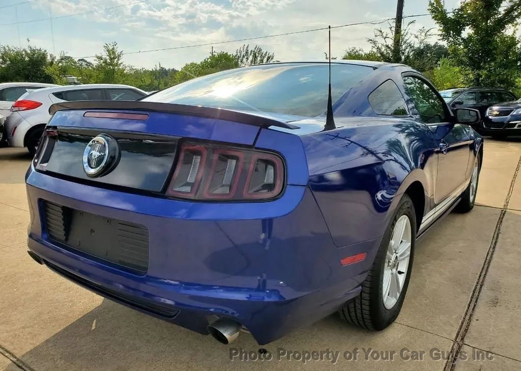 Used 2013 Ford Mustang Coupe image 5