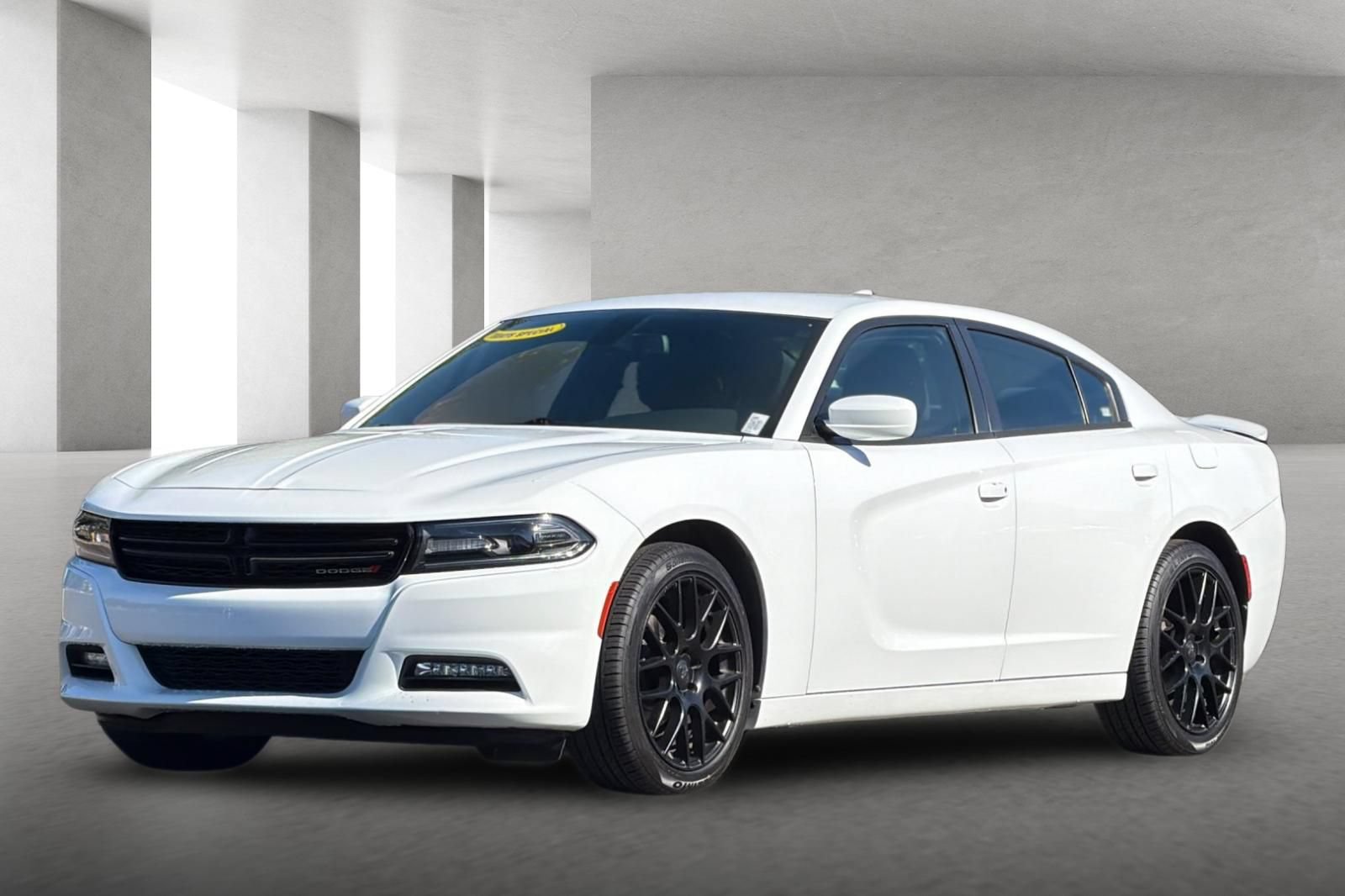Used 2018 Dodge Charger SXT Plus RWD image 8