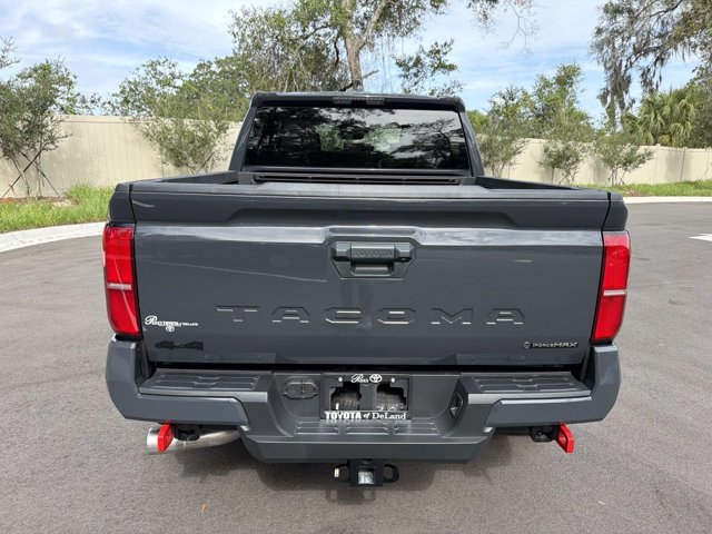 Certified 2025 Toyota Tacoma TRD Off-Road AWD/4WD image 3