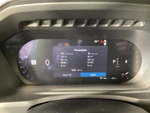 New 2026 Volvo XC90 B6 Plus w/ Protection Package Premier image 32