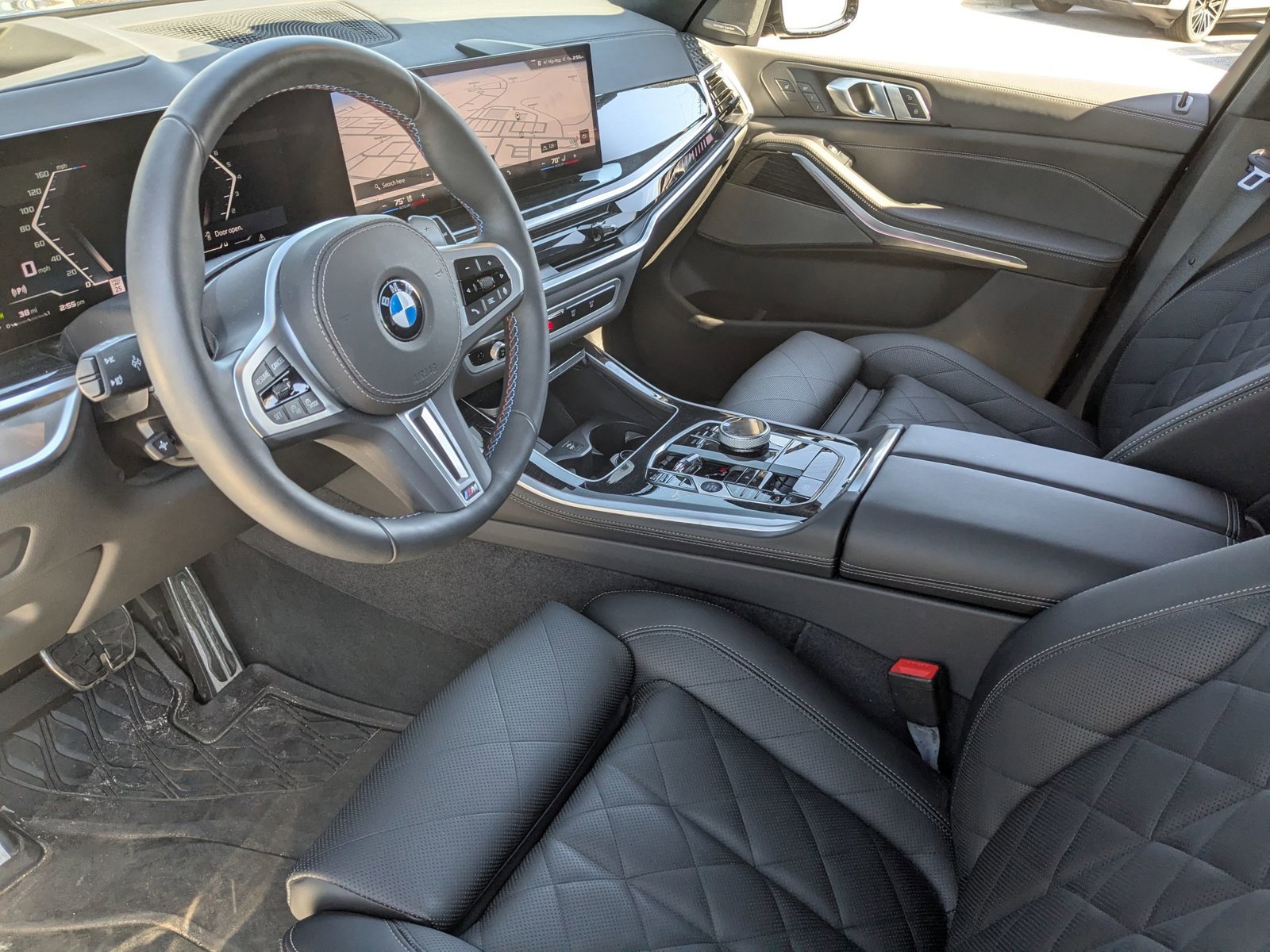 Used 2025 BMW X5 M60i w/ Executive Package AWD/4WD image 4