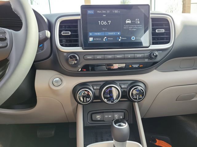 New 2026 Hyundai Venue SEL FWD image 13