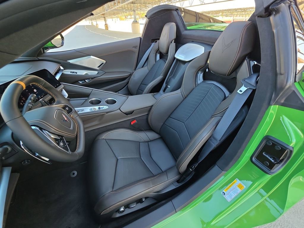 New 2026 Chevrolet Corvette Stingray Premium Conv w/ Z51 Performance Package image 20