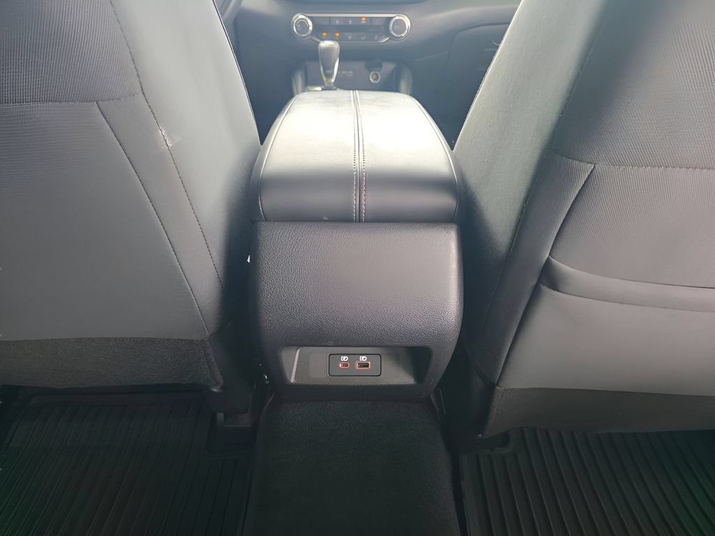 Used 2023 Nissan Altima 2.5 SV AWD/4WD image 7