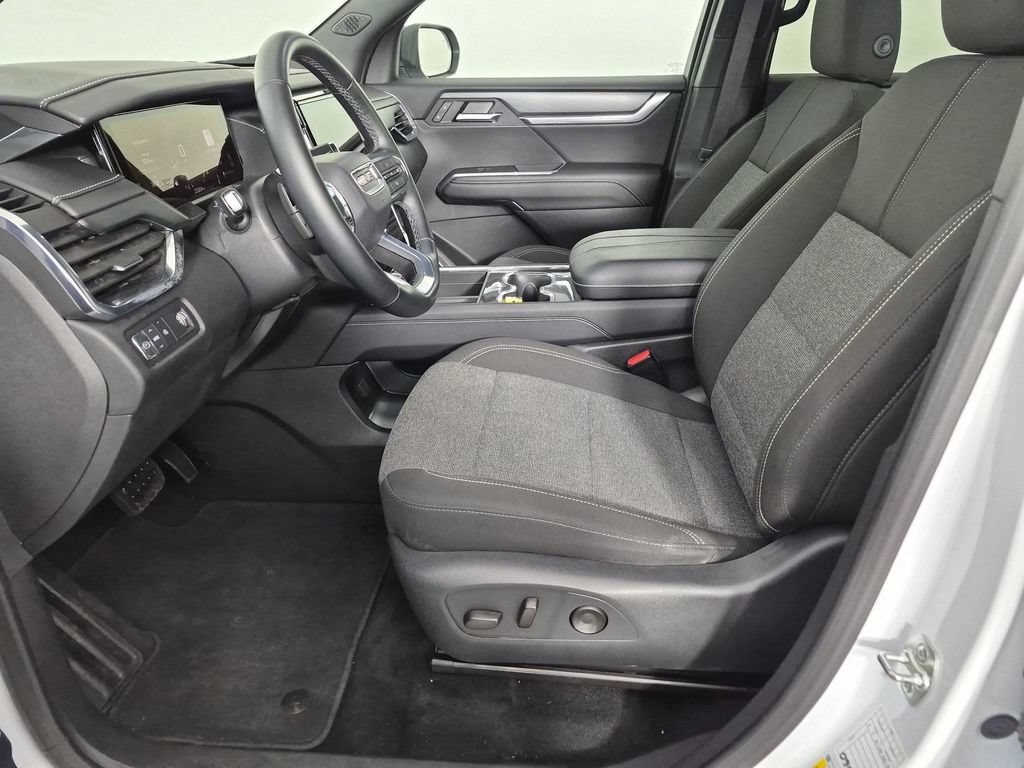 Used 2025 GMC Acadia Elevation FWD image 16