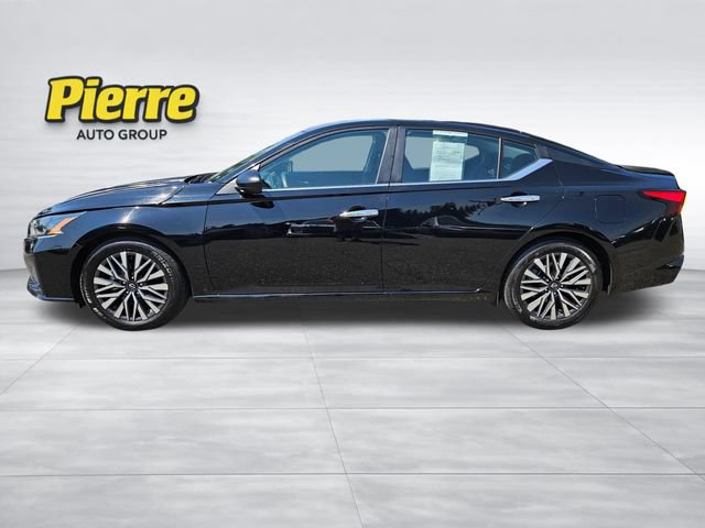 Used 2024 Nissan Altima 2.5 SV FWD image 4