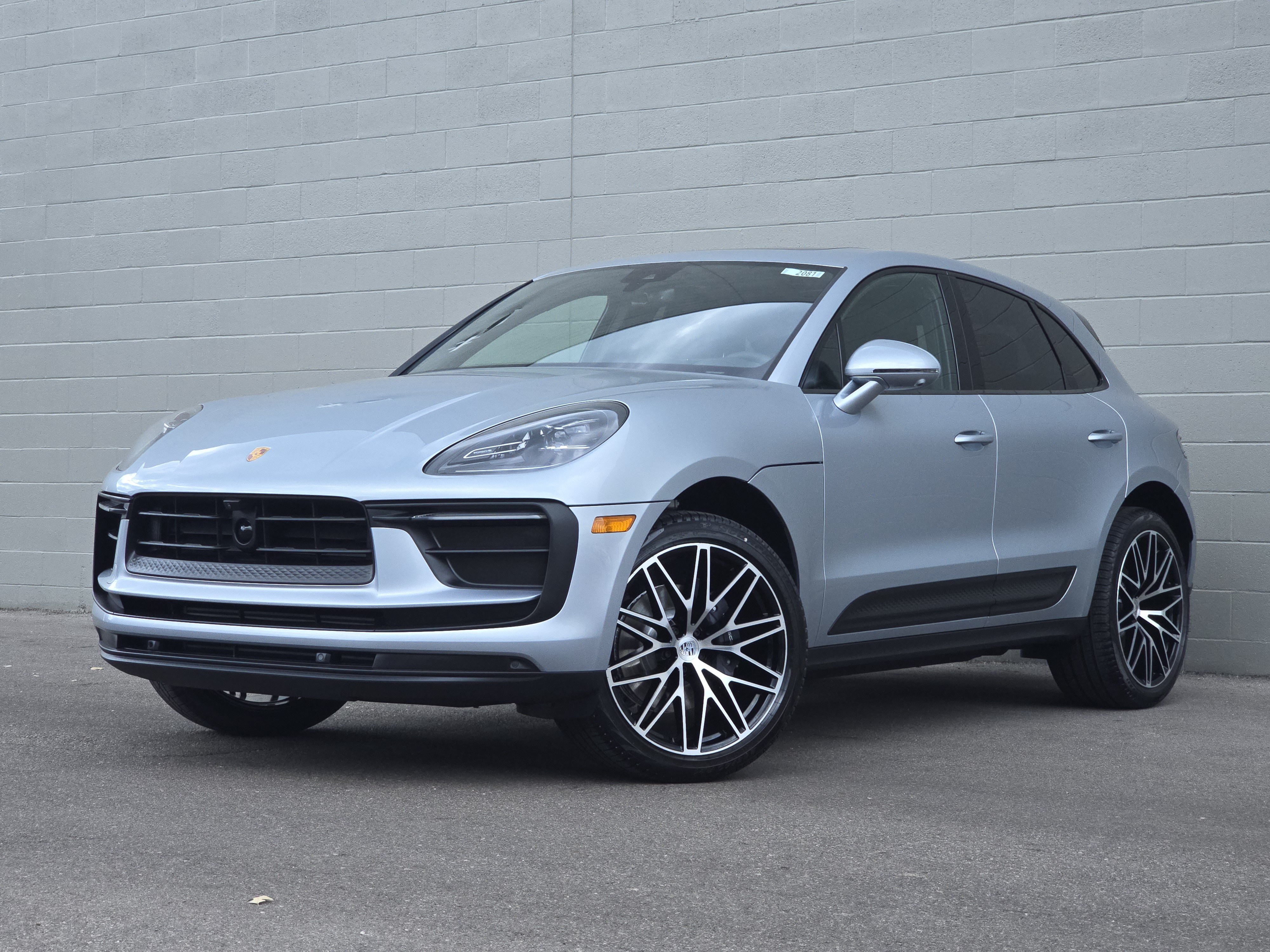 New 2026 Porsche Macan AWD/4WD image 1