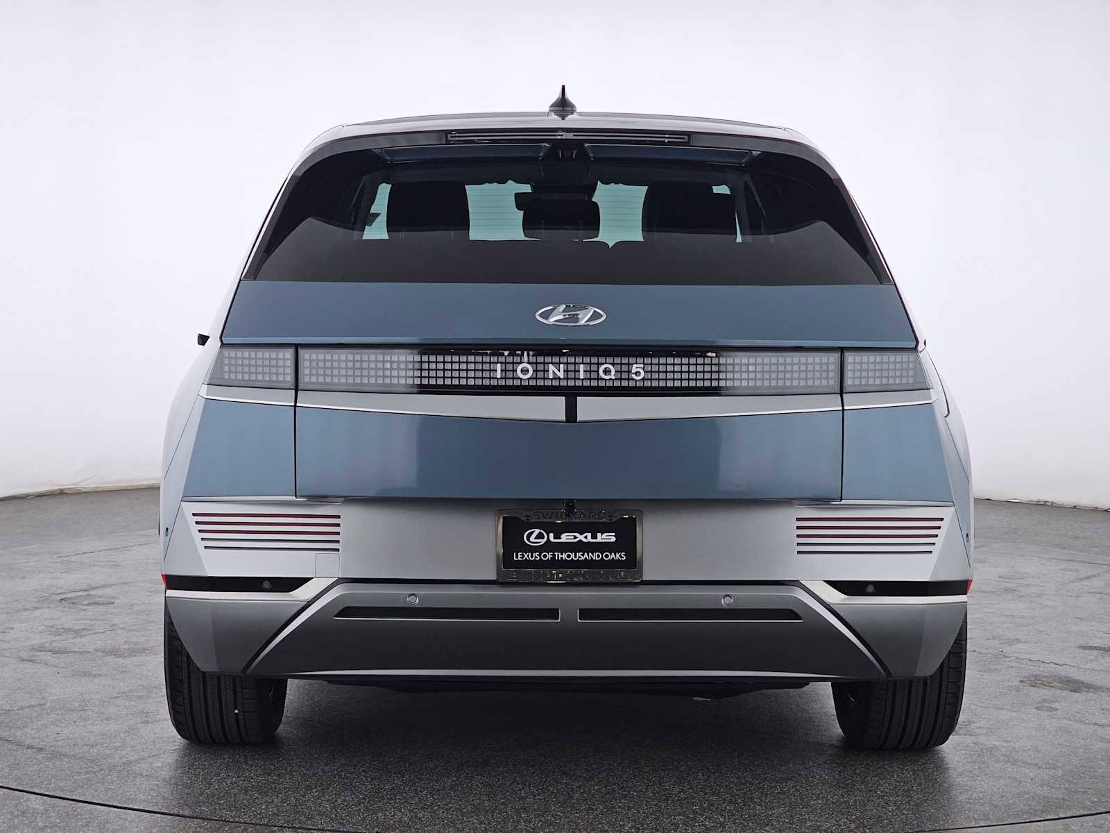 Used 2024 Hyundai Ioniq 5 Limited RWD image 4