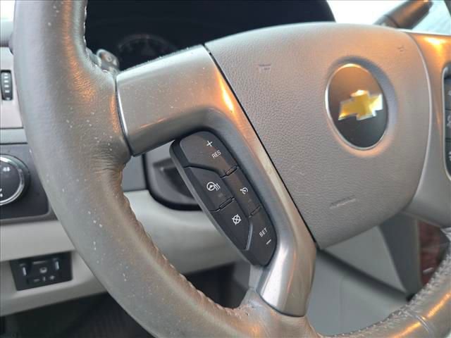 Used 2013 Chevrolet Avalanche LTZ image 32