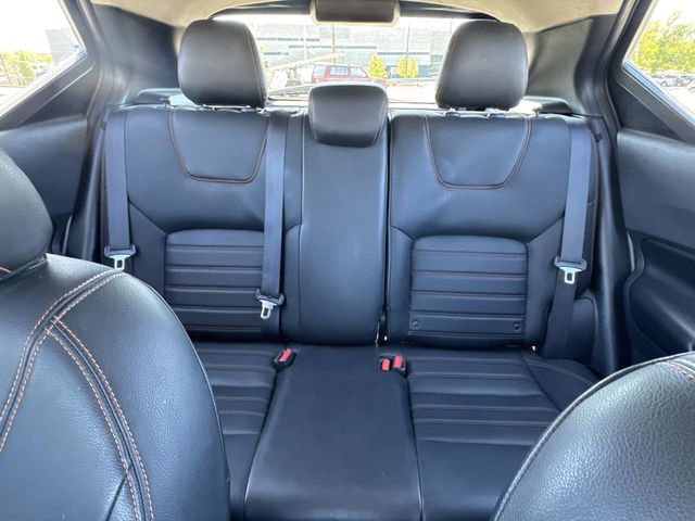 Used 2019 Nissan Kicks SR w/ SR Premium Package image 25