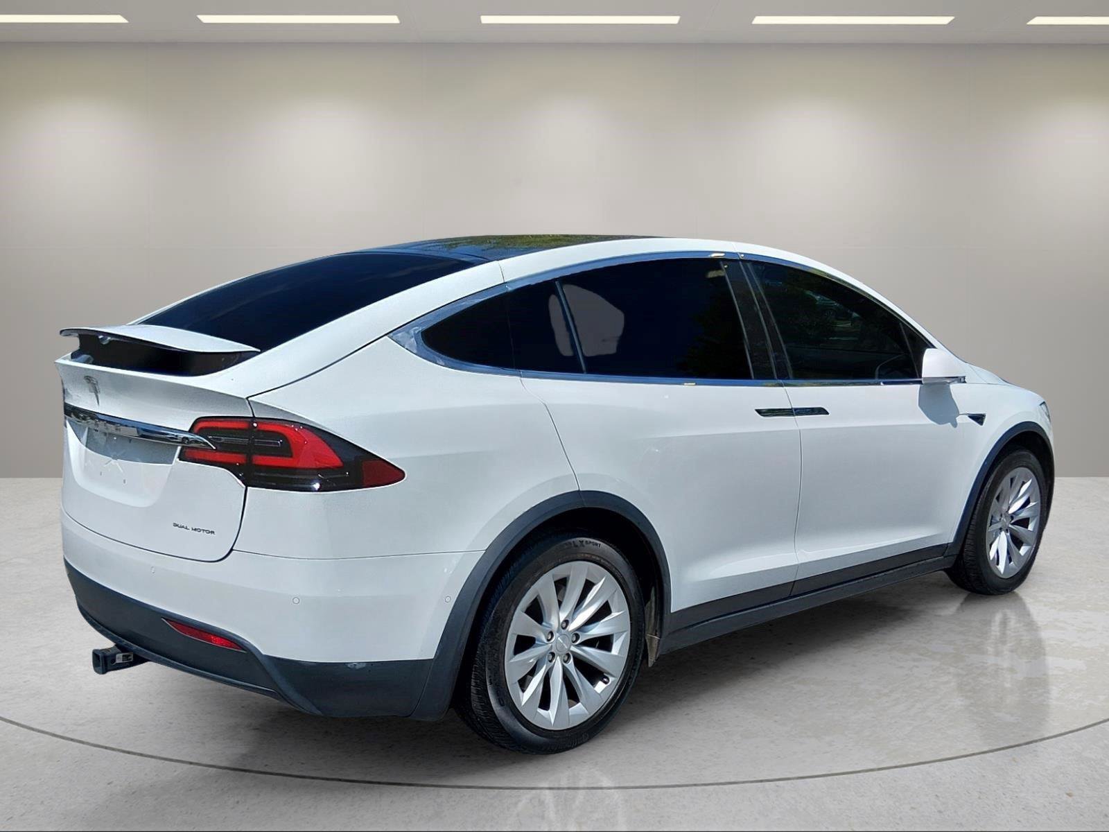 Used 2020 Tesla Model X Long Range AWD/4WD image 5
