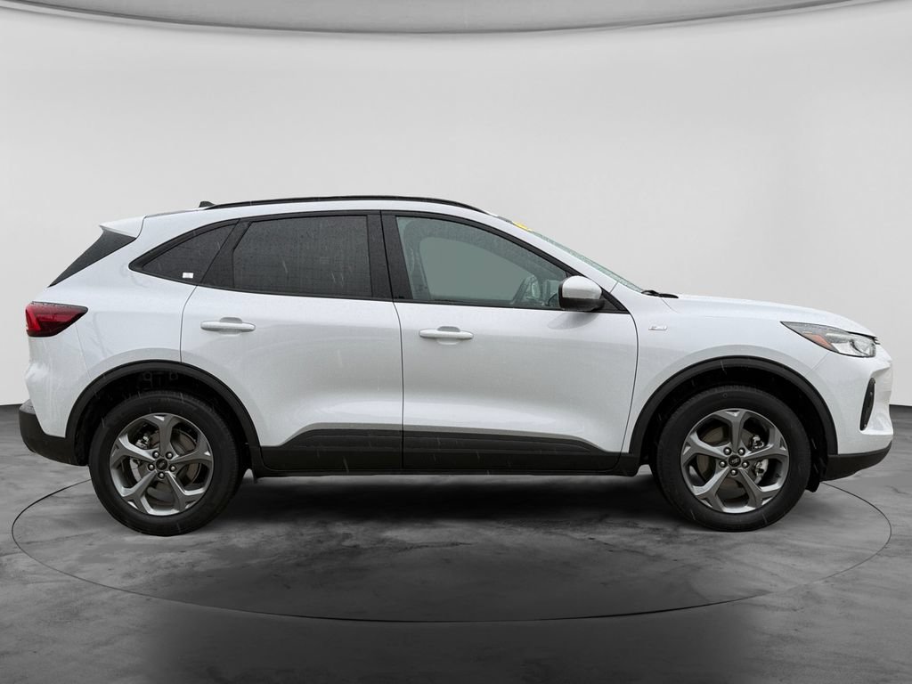 Used 2025 Ford Escape ST-Line Select AWD/4WD image 10