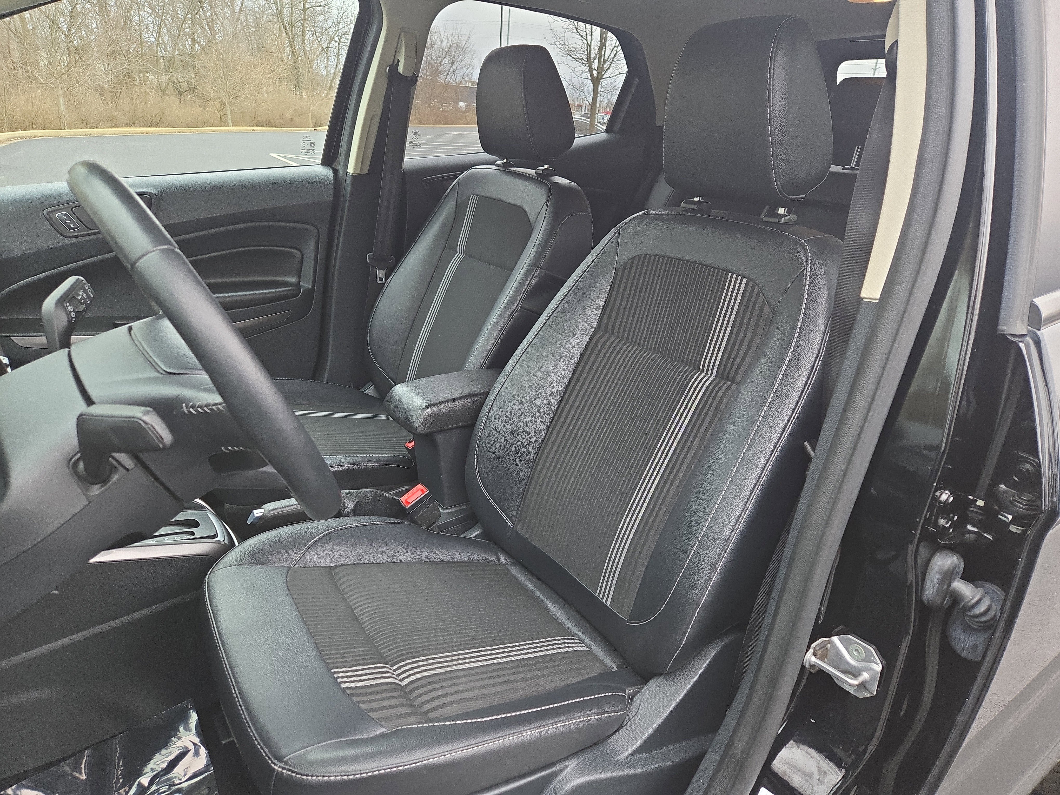 Used 2019 Ford EcoSport SES image 12