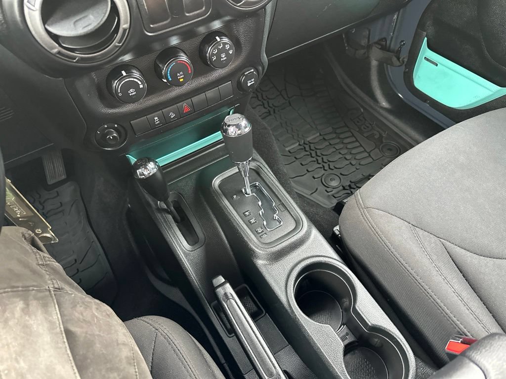 Used 2017 Jeep Wrangler Sport AWD/4WD image 28