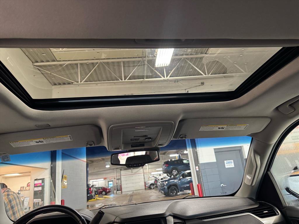 Used 2018 Chevrolet Suburban Premier w/ Max Trailering Package image 16