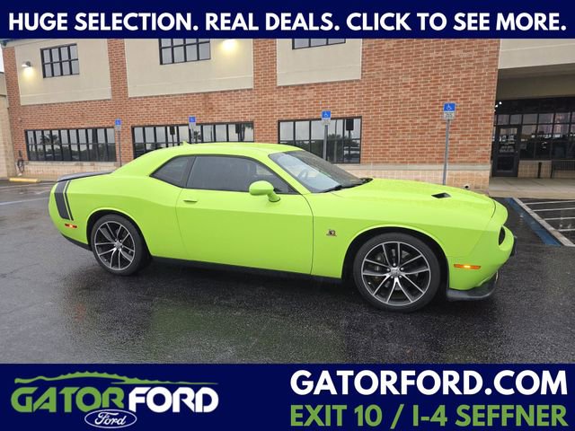 Used 2015 Dodge Challenger R/T Scat Pack RWD image 1