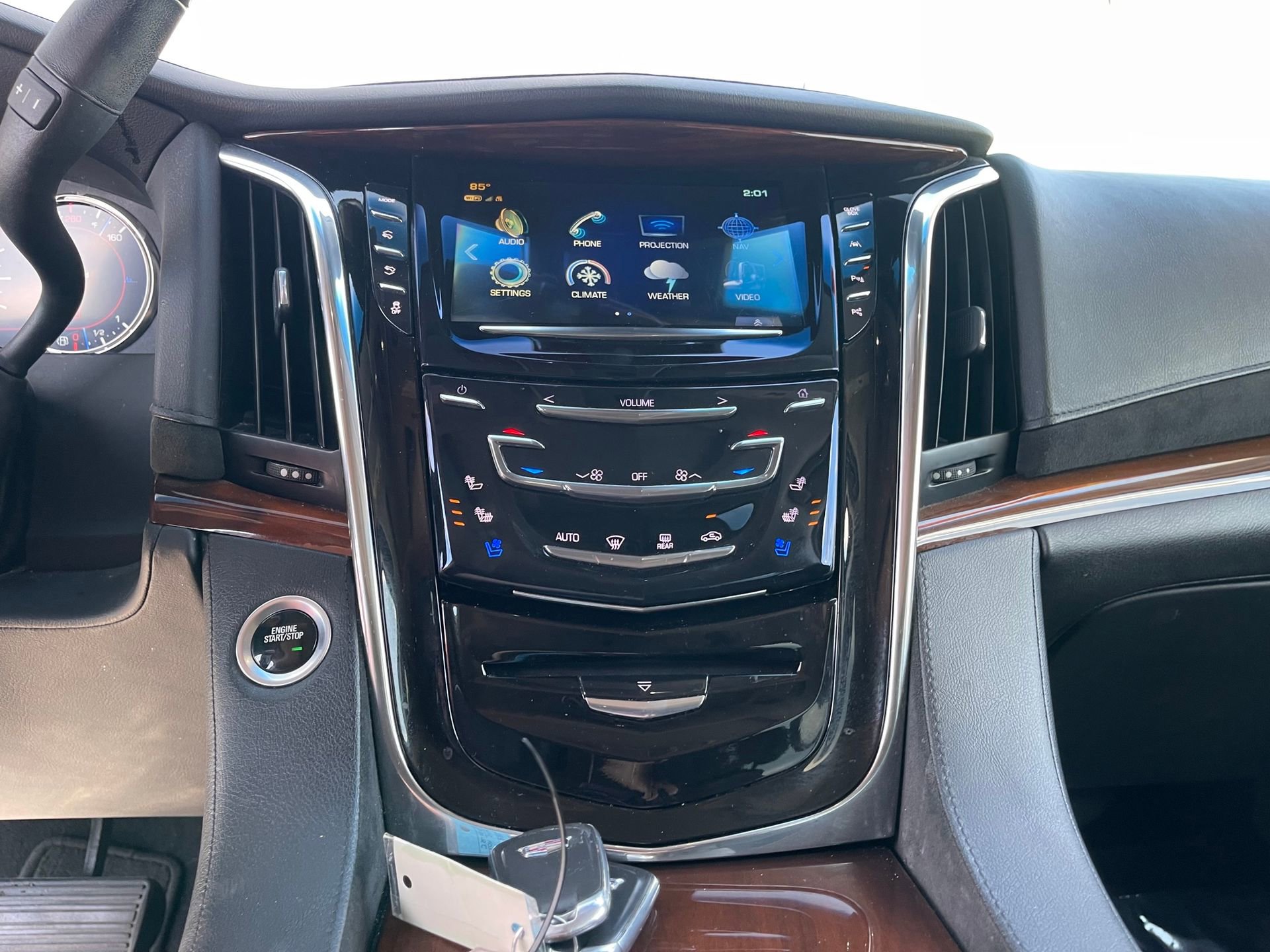 Used 2018 Cadillac Escalade Premium Luxury w/ LPO, Radiant Package image 17