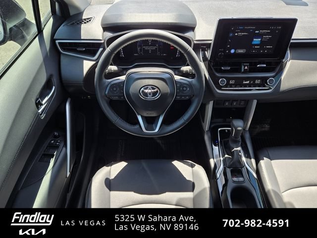 Used 2025 Toyota Corolla Cross XLE w/ Convenience Package FWD image 15
