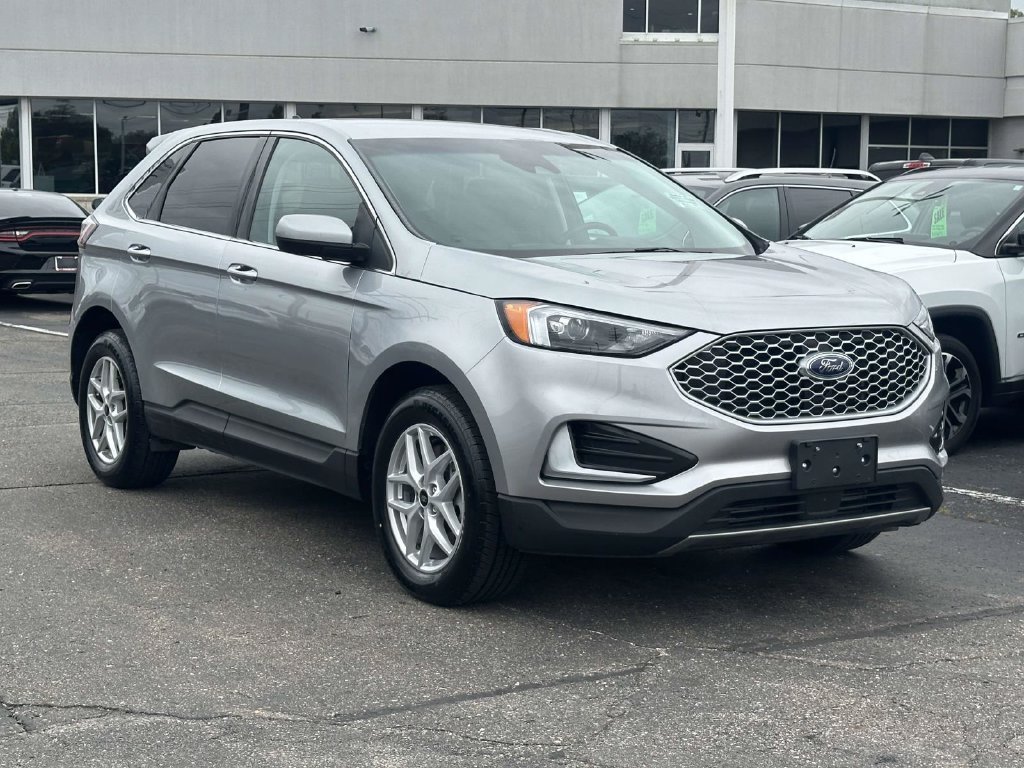 Used 2024 Ford Edge SEL