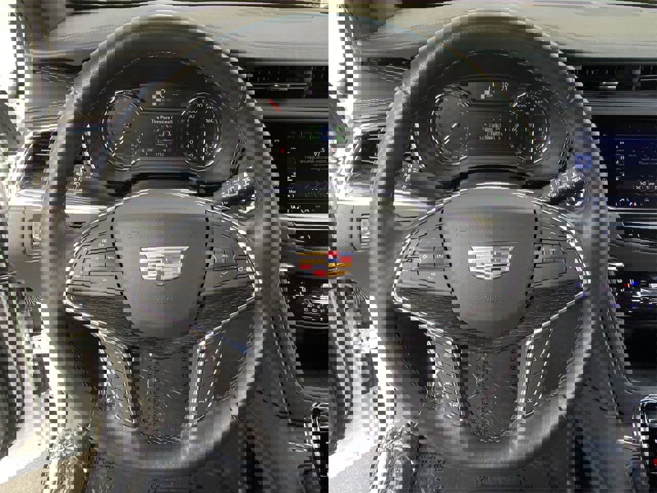 Certified 2022 Cadillac XT5 Premium Luxury w/ LPO, Floor Liner Package image 25